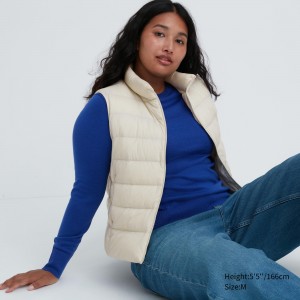 UNIQLO Ultra Light Down Vest Off White | ZAUMEOI-30